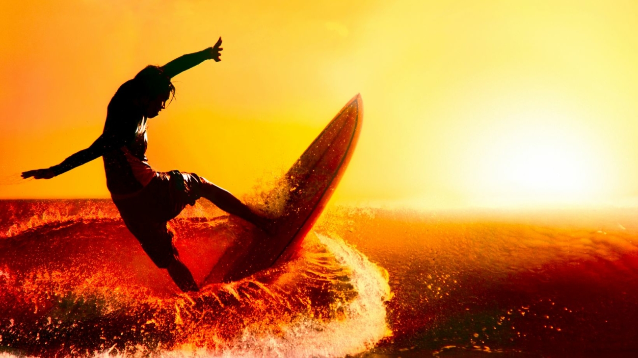 surfing waikiki beach